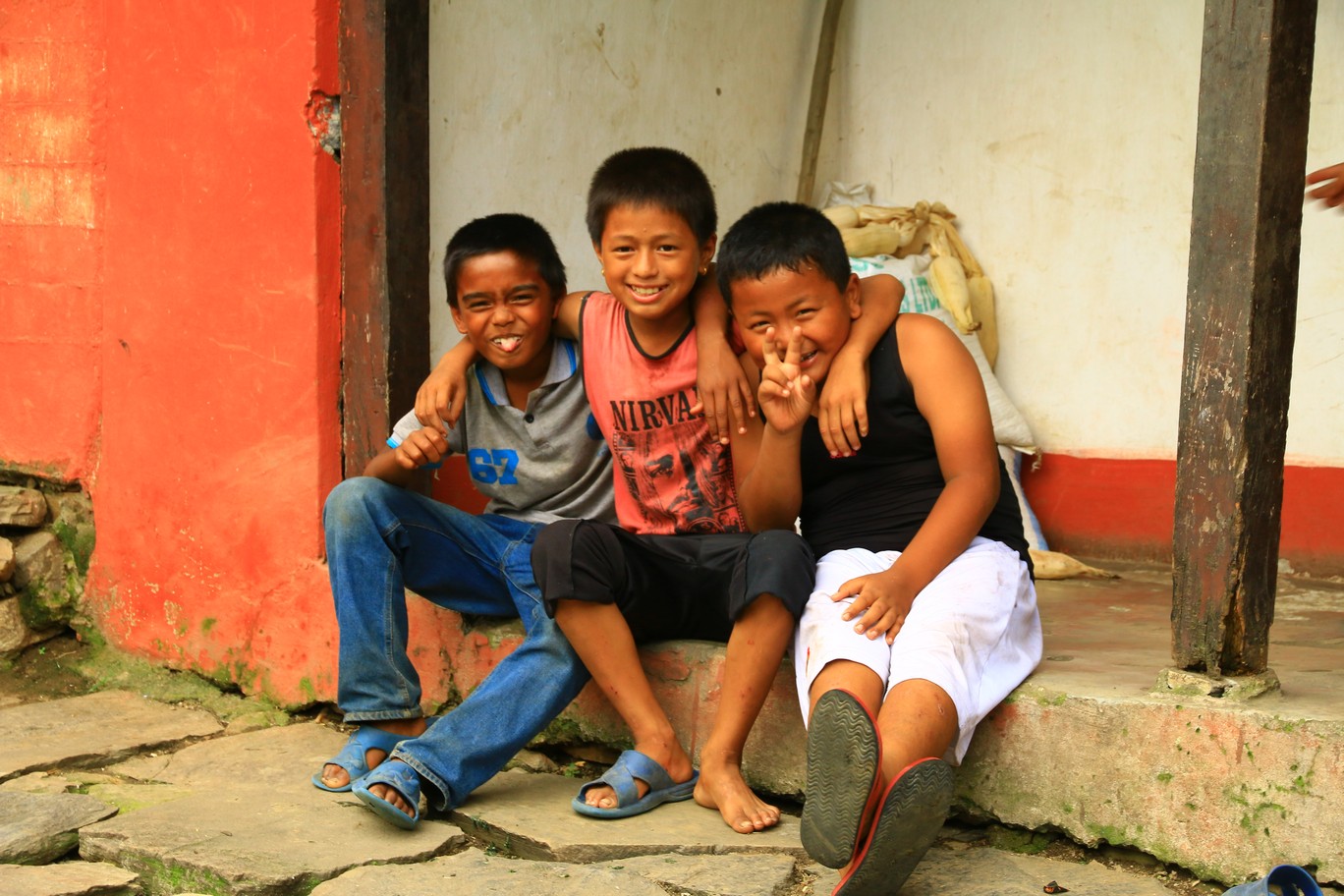 Kinder im Annapurna Gebiet